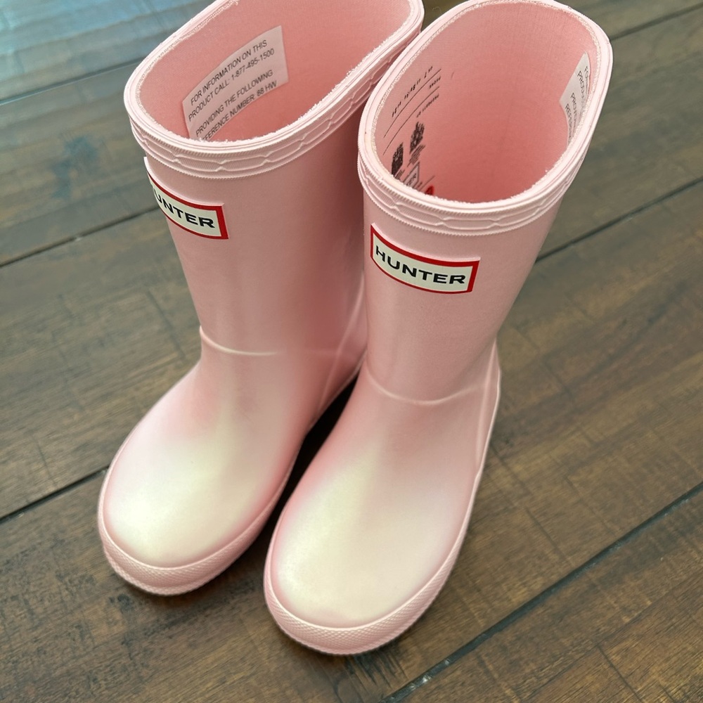 Hunter pink Waterproof Boots girls 9